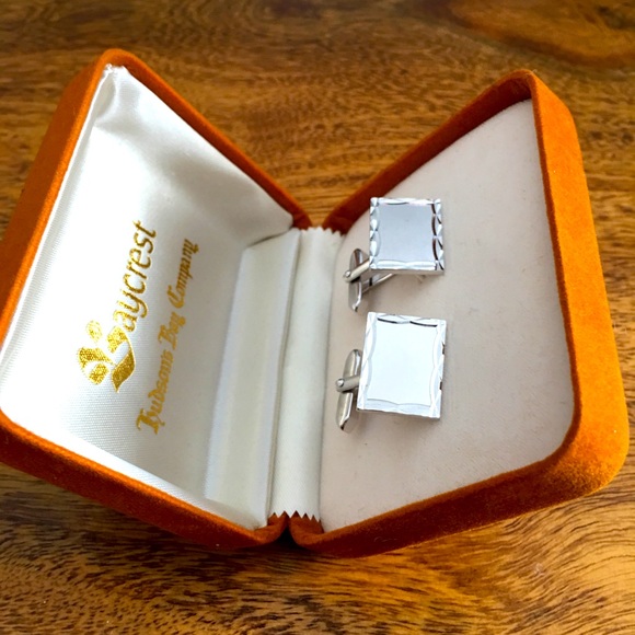 Hudson Bay Company Vintage Baycrest cuff links - Picture 2 of 14